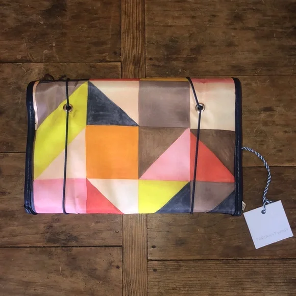 NWT Tartan + Wine Patchwork Travel Make-up travel Bag - Picture 16 of 16